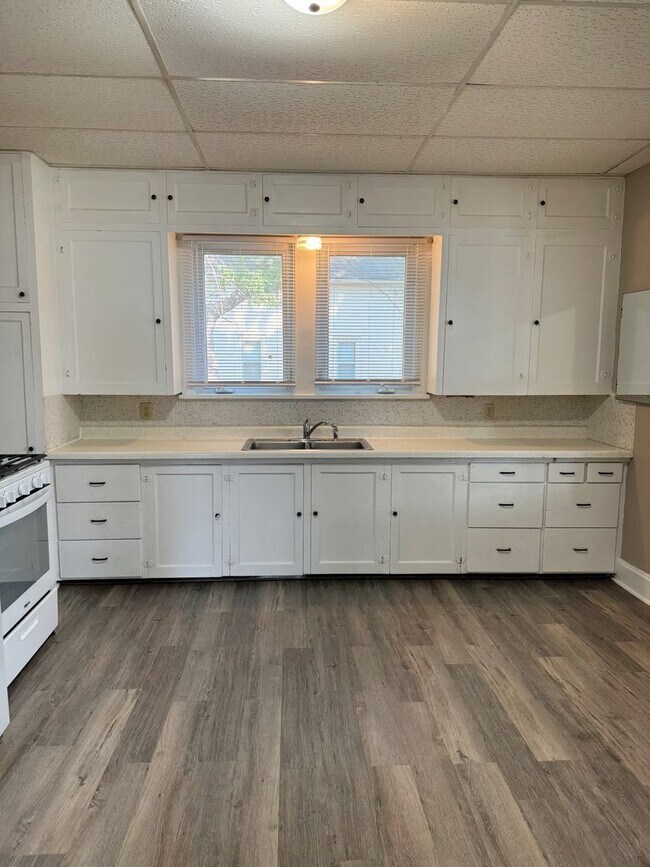 Foto del edificio - 546 Garfield Ave