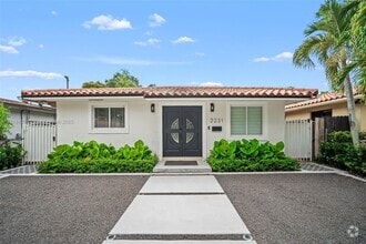 Building Photo - 2231 SW 63rd Ave