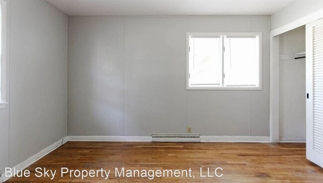 Building Photo - 5 br, 3 bath House - 1401 W Rex St