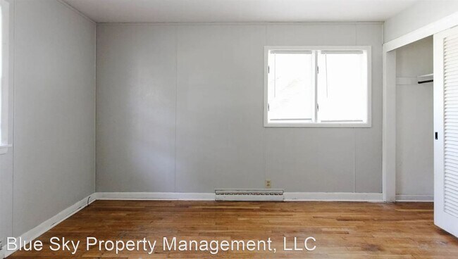 Foto del edificio - 5 br, 3 bath House - 1401 W Rex St