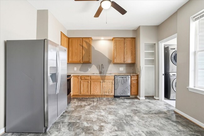 Foto del edificio - 608 N Queen St