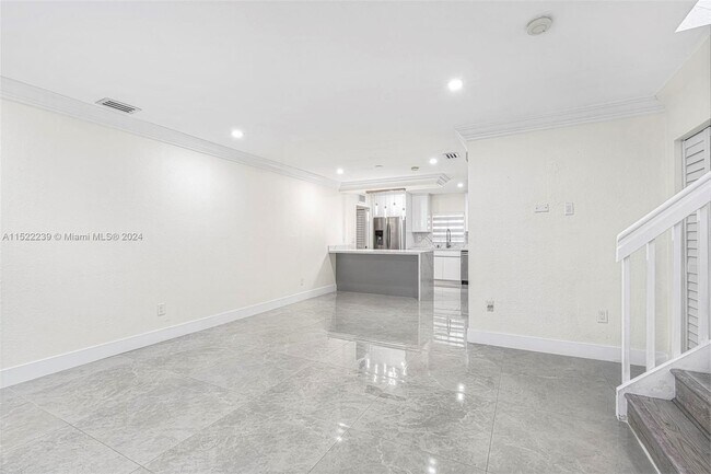 Building Photo - 7616 NW 182nd Terrace