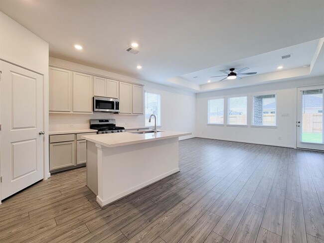 Building Photo - 9742 Rialto Hts Dr
