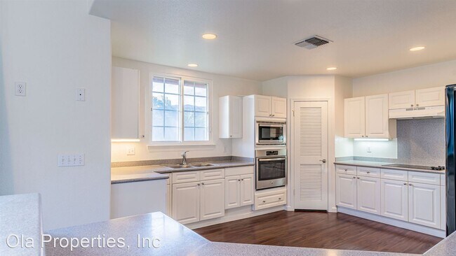 Foto del edificio - 5 br, 4 bath House - 91-1389 Halahua St