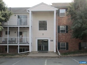 Building Photo - 820 Runnel Ct