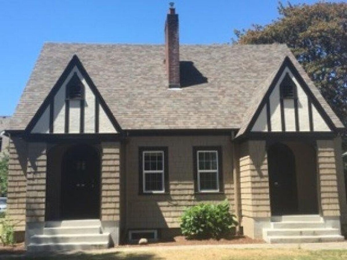 210214 NW 11th St Unit 214 NW 11th St, Corvallis, OR 97330 Room for