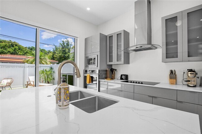 Foto del edificio - 3331 SW 29th Terrace