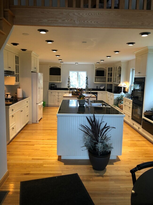 Building Photo - 4766 Maple Springs-Ellery Rd