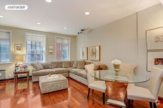 Building Photo - 124 Nassau St