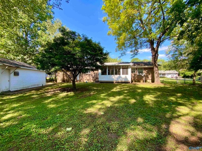 Foto del edificio - 1016 Arnold Rd