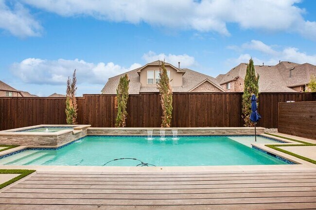 Foto del edificio - 1614 Thoroughbred Ln