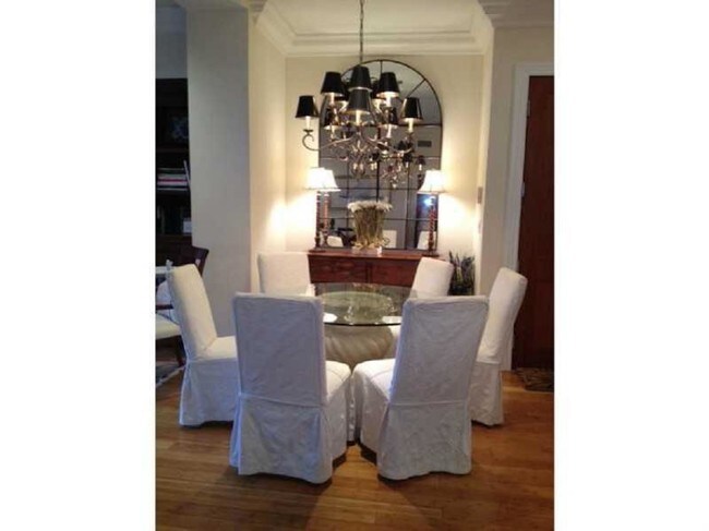 Foto del edificio - 341 Thames St