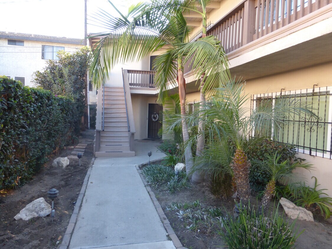 1412 W 148th St Unit 7, Gardena, CA 90247 Apartments in Gardena, CA