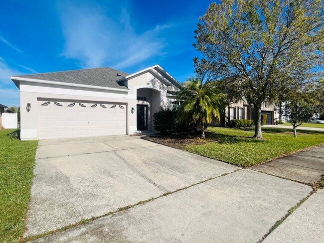 Building Photo - Spacious 4-Bedroom, 2-Bathroom Home for Re...