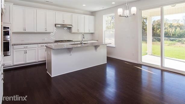 Building Photo - 433 Hunton Forest Drive NorthWest
