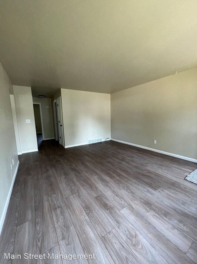 Building Photo - 2 br, 1 bath House - 1212 E Sylvan Ave.