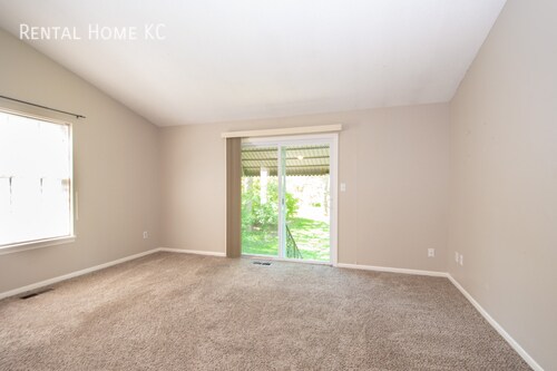 Foto del edificio - 7840 Kessler-