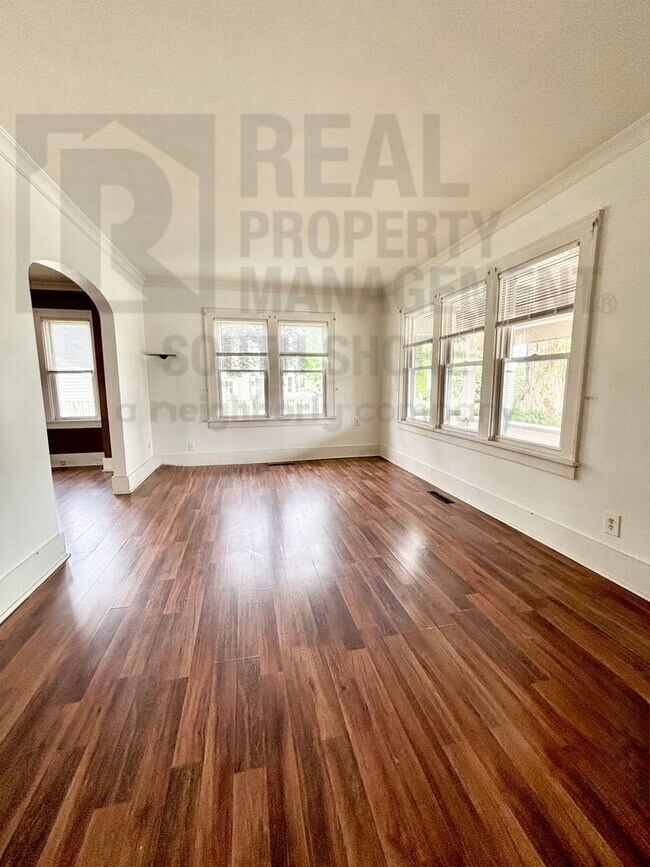 Foto del edificio - 1010 2nd St