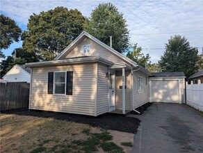 Building Photo - 82 Cragg Rd