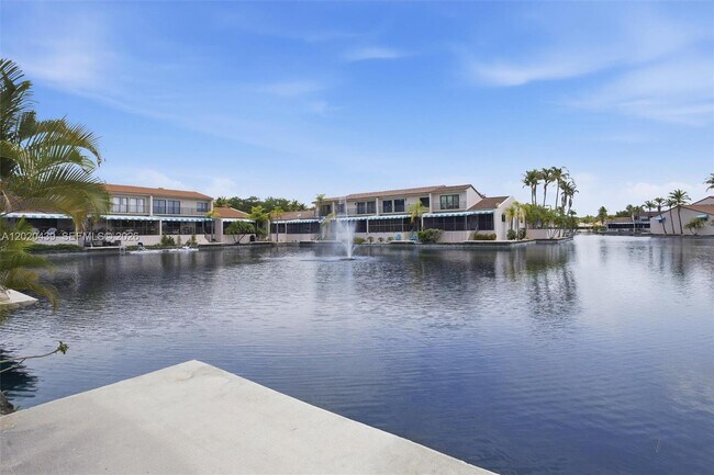 Foto del edificio - 8555 Ardoch Rd