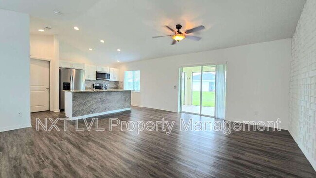 Foto del edificio - 232 NW 6th Ave