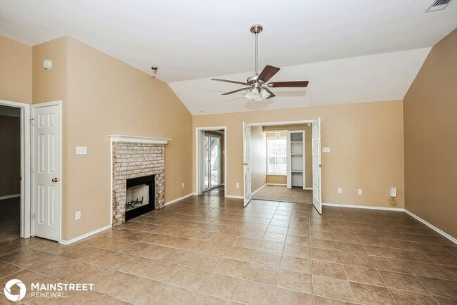 Building Photo - 809 Minuteman Dr, Blue Mound, TX 76131