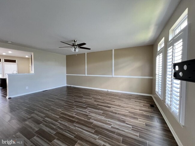 Building Photo - 2153 Potomac Club Pkwy