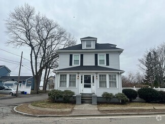 Building Photo - 143 Palmer St