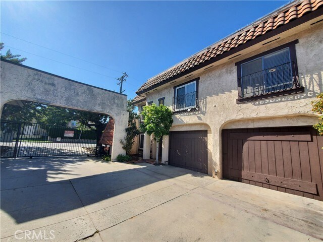 Primary Photo - 508 S Sefton Ave