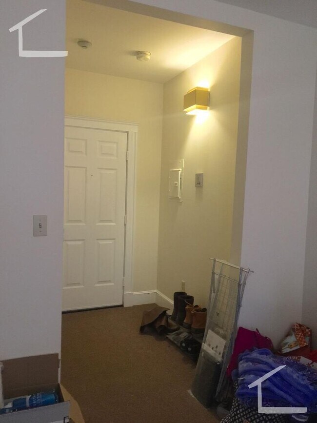Foto del edificio - 833 Beacon St