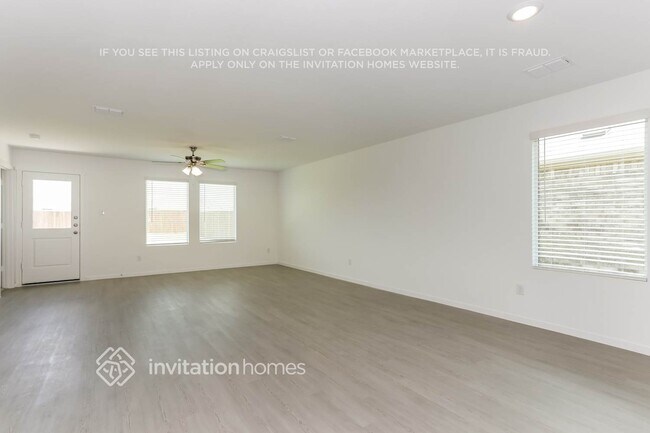 Building Photo - 922 Carrick Dr