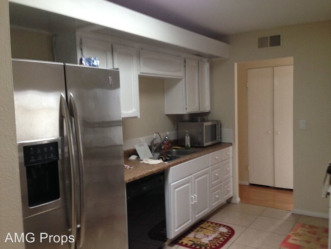Foto del edificio - 14027 Olive Meadows Pl