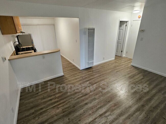 Foto del edificio - 2619 Acacia St