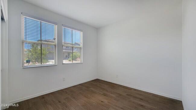 Building Photo - 13190 W Crestvale Dr