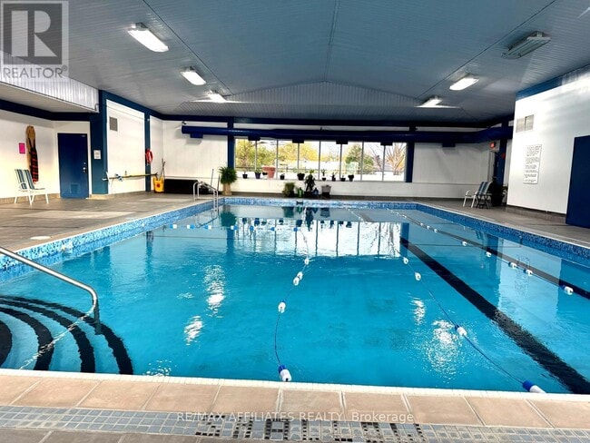 Building Photo - 158 McArthur Ave.