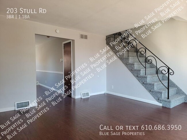 Building Photo - Beautiful 3 Bedroom, 1.5 Bath in Ridley Pa...