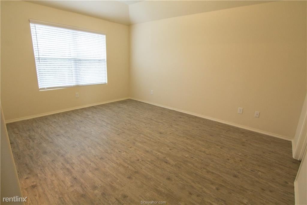 5117 Lost Oak Dr, Bryan, TX 77803 House Rental in Bryan, TX