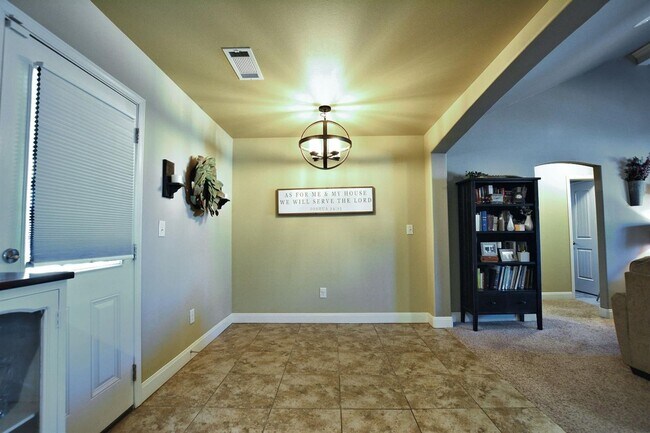 Foto del edificio - Wonderful 3 Bed, 2 bath in North Lubbock!
