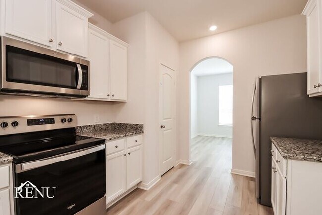 Foto del edificio - 10482 Sweetwater Creek Dr