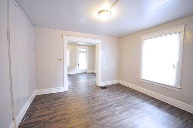 Foto del edificio - 311-315 E. 17th Ave