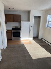 Building Photo - 720 18th Ave