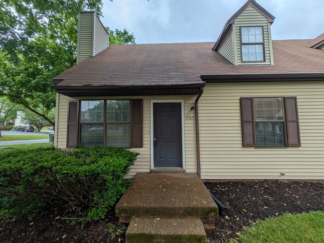 Building Photo - 1107 Quail Ct W