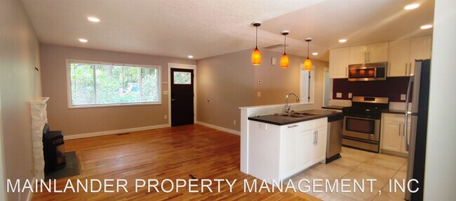 Foto del edificio - 3 br, 1 bath House - 5481 KENNY ST.