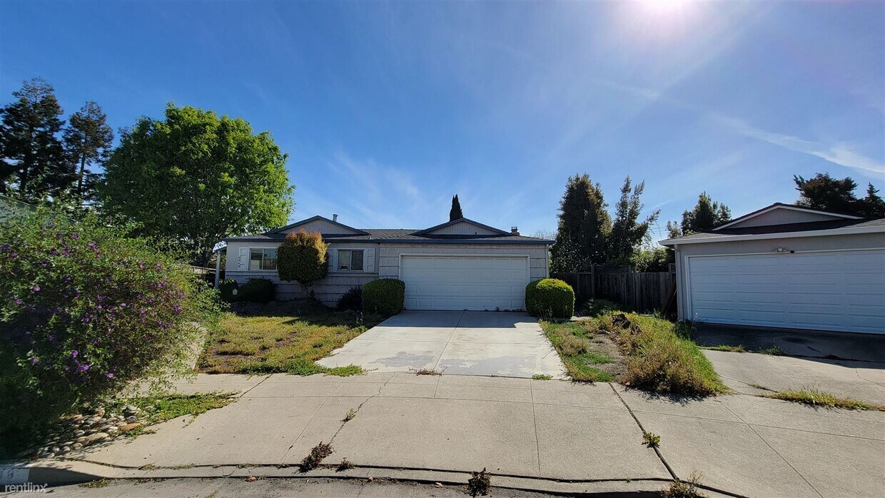 Primary Photo - 3 br, 2 bath House - 4748 Quadres Court