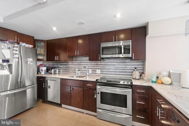 Foto del edificio - 1099 22nd St NW