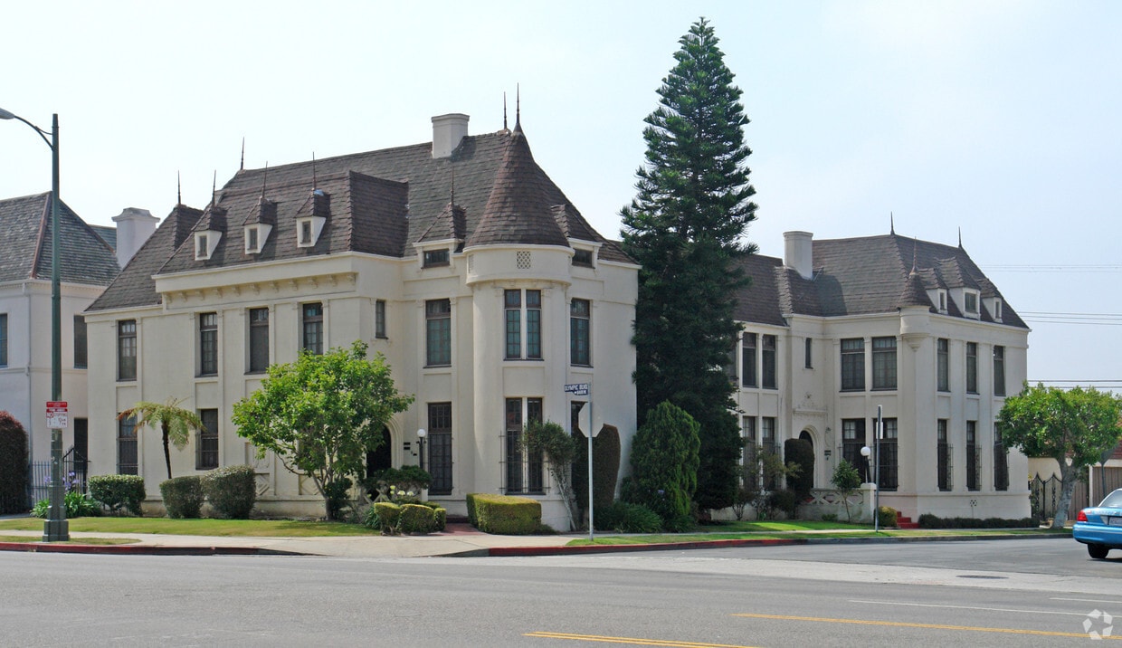 Primary Photo - 6430 W Olympic Blvd
