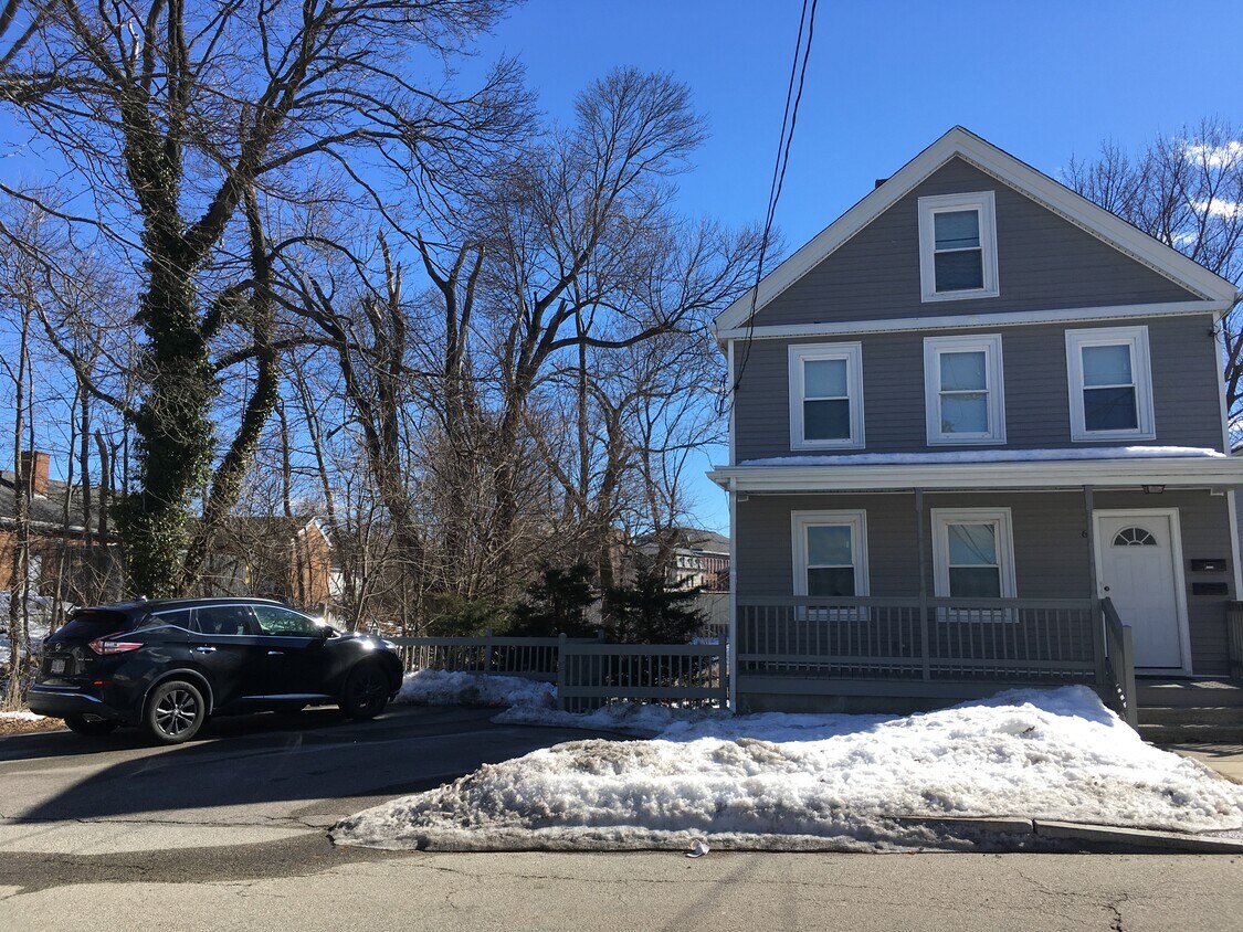 6 Cochituate St Unit 1, Natick, MA 01760 Condo for Rent in Natick, MA