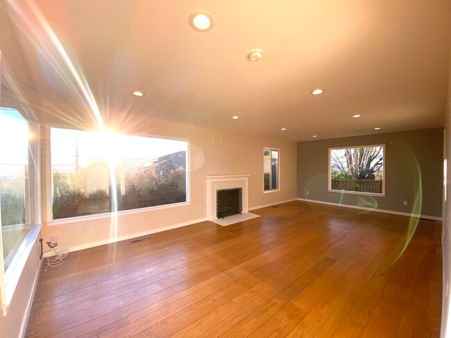 Photo - 7659 Stockton Ave House