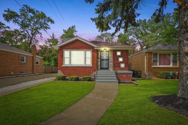 Foto del edificio - 2112 W 119th St