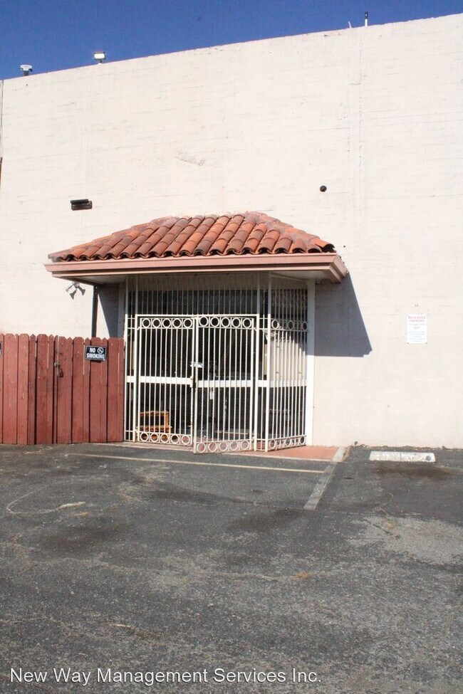 Building Photo - Studio, 1 bath House - 777-201 Railroad Av...